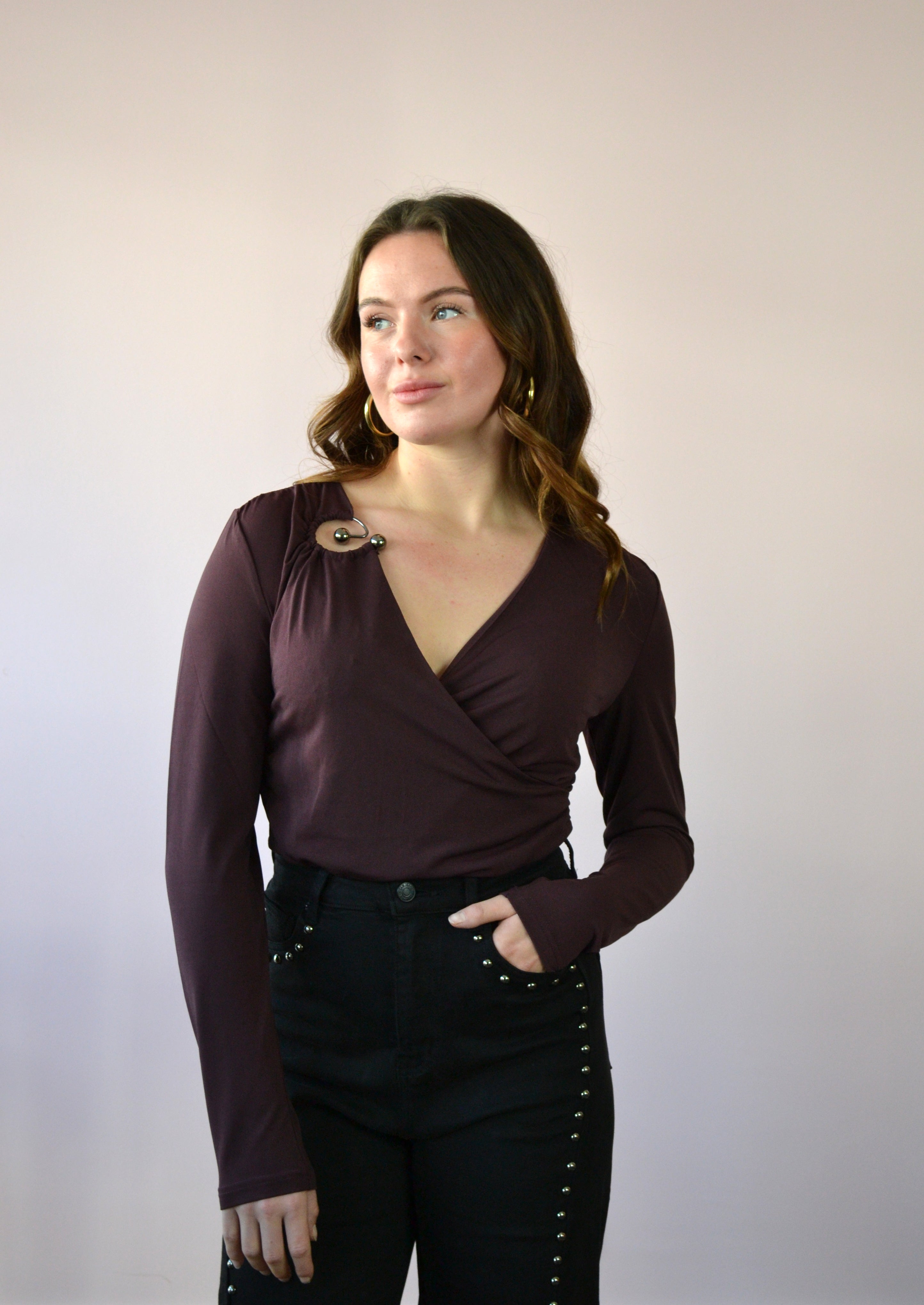 V-hals top met detail