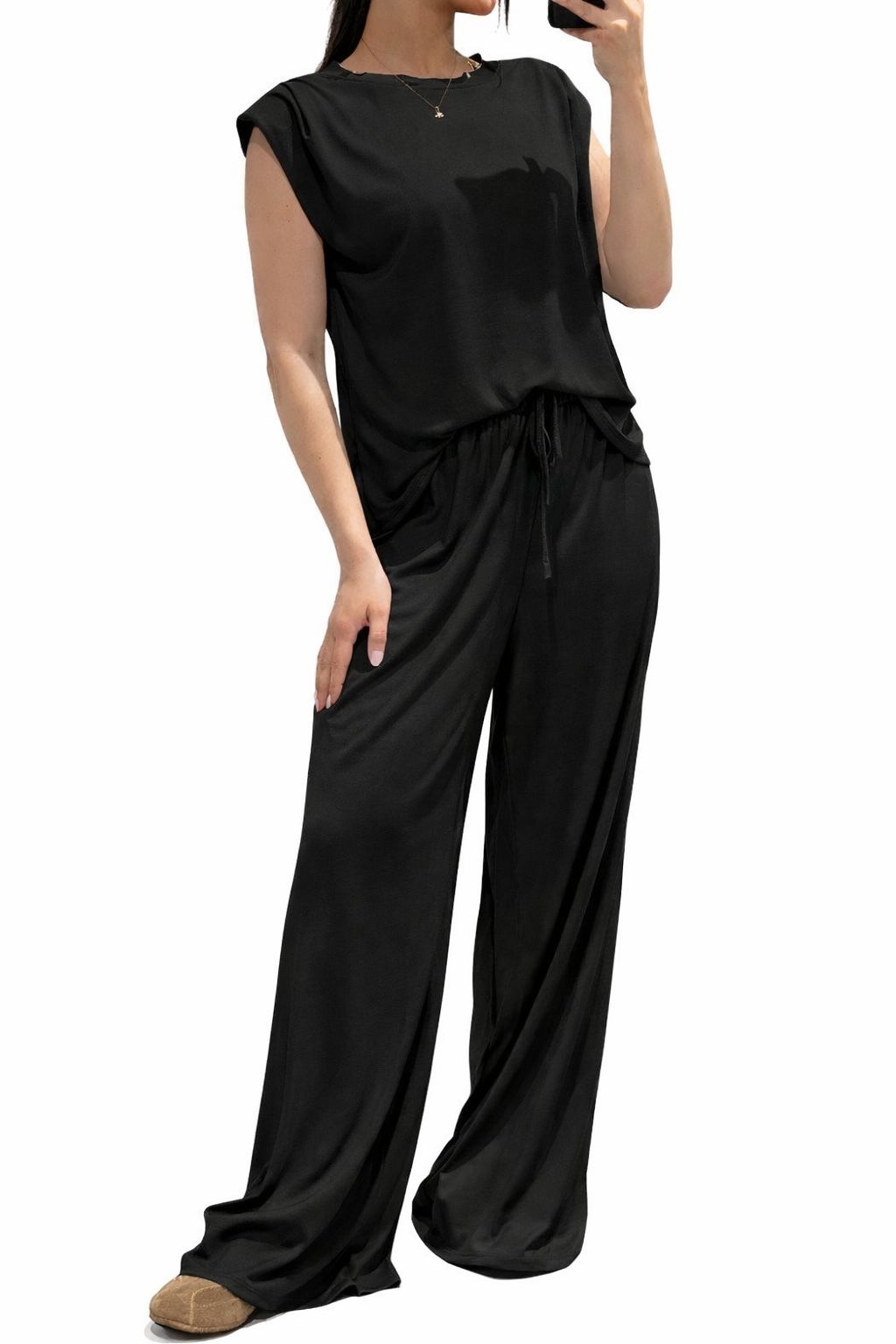 Sarah set